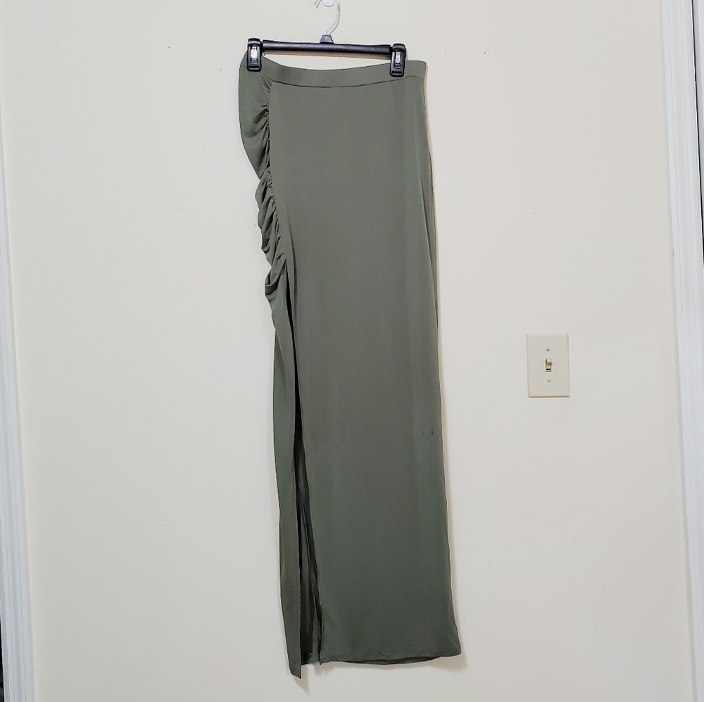 Laura's Boutique Olive Green Maxi Skirt Large Slit